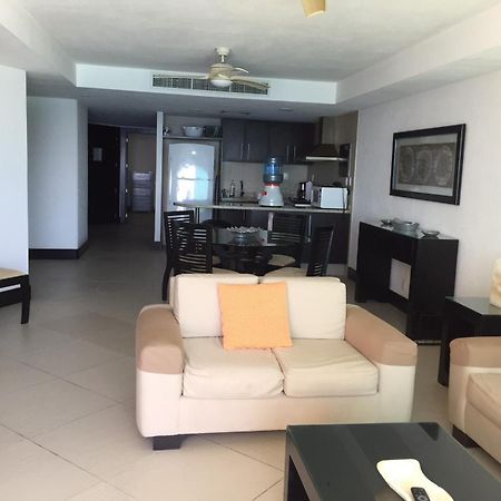 Bay View Grand Marina 1605 Sur Διαμέρισμα Ixtapa  Εξωτερικό φωτογραφία